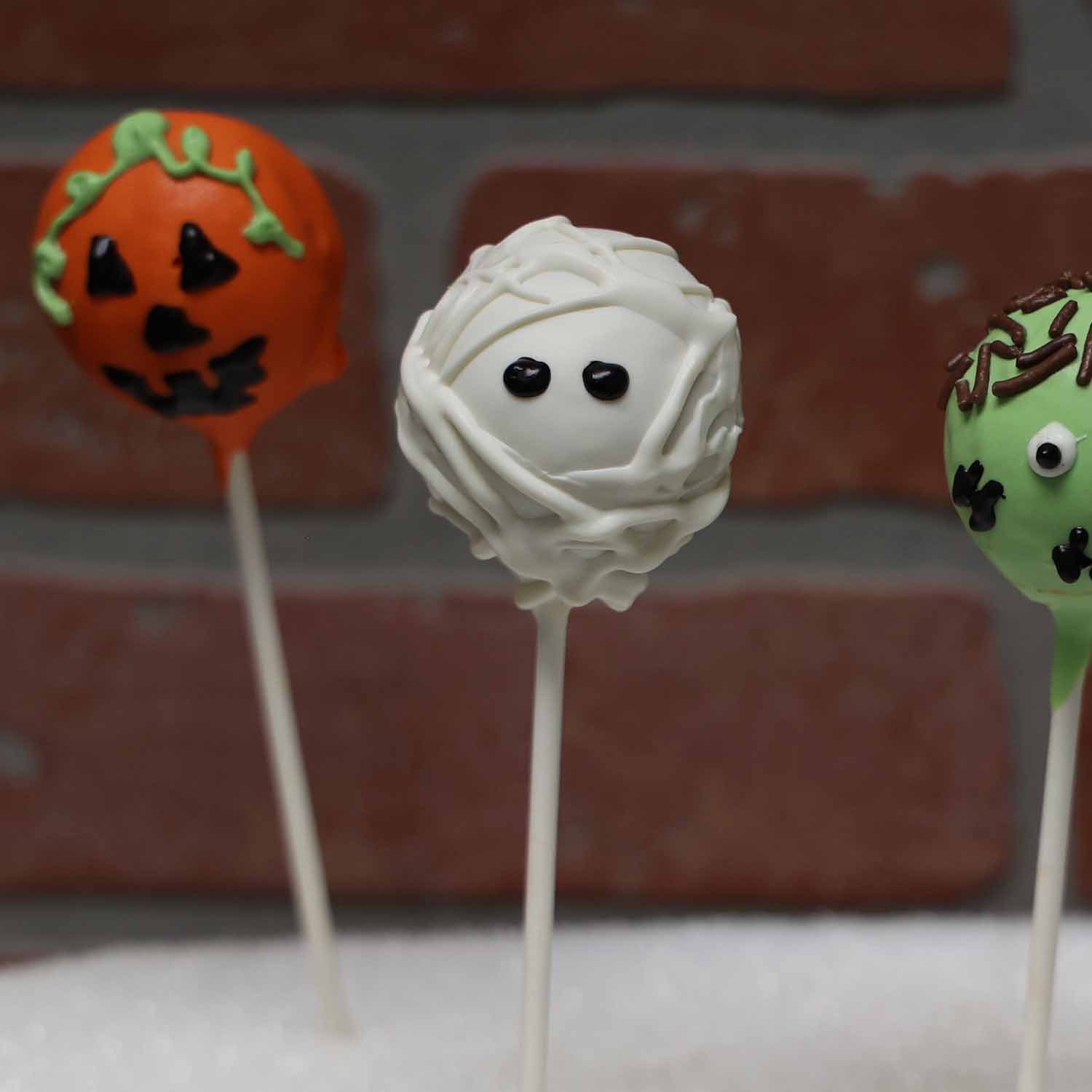halloween cake pops
